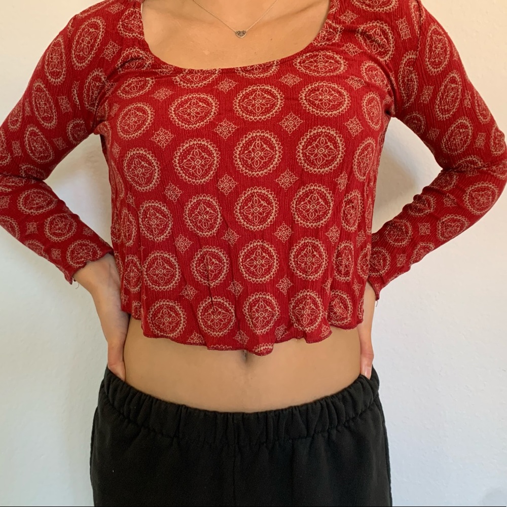 BRANDY MELVILLE CROP TOP